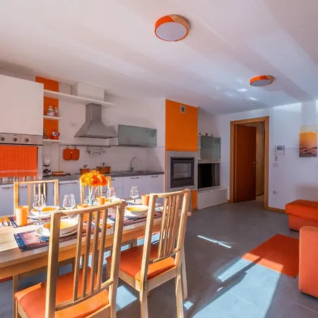 아파트 Happy Guest - Casa Alpi Orange 스킬파리오