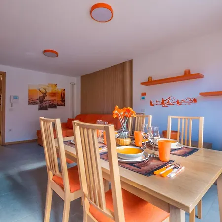 Happy Guest - Casa Alpi Orange *